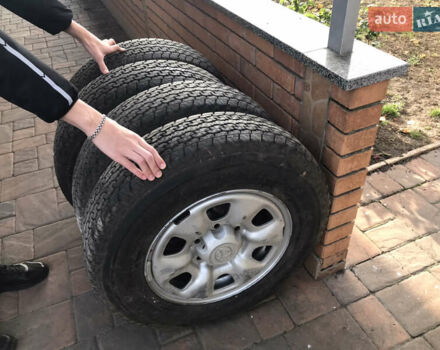 Сірий Тойота Хайлюкс, об'ємом двигуна 2.5 л та пробігом 181 тис. км за 18500 $, фото 17 на Automoto.ua