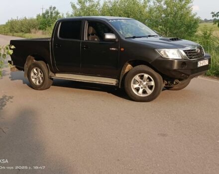 Сірий Тойота Хайлюкс, об'ємом двигуна 2.5 л та пробігом 260 тис. км за 17000 $, фото 1 на Automoto.ua