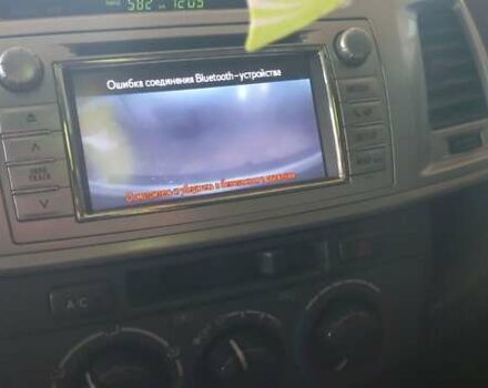 Тойота Хайлюкс 2013 в Славутиче на Automoto.ua Серый Тойота Хайлюкс, объемом двигателя 2.5 л и пробегом 235 тыс. км за 21800 $, фото 10 на Automoto.ua