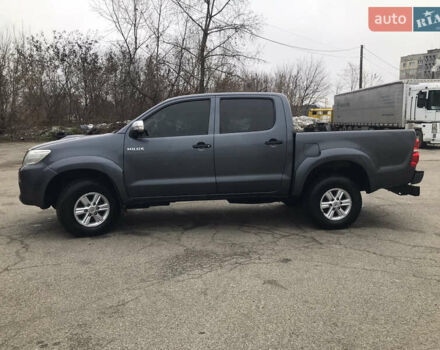 Серый Тойота Хайлюкс, объемом двигателя 2.49 л и пробегом 263 тыс. км за 22000 $, фото 10 на Automoto.ua