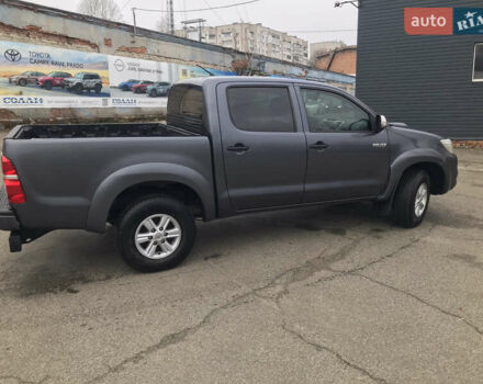 Серый Тойота Хайлюкс, объемом двигателя 2.49 л и пробегом 263 тыс. км за 22000 $, фото 6 на Automoto.ua