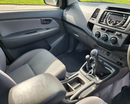 Тойота Хайлюкс 2014 в Львове на Automoto.ua Серый Тойота Хайлюкс, объемом двигателя 2.5 л и пробегом 126 тыс. км за 9435 $, фото 15 на Automoto.ua