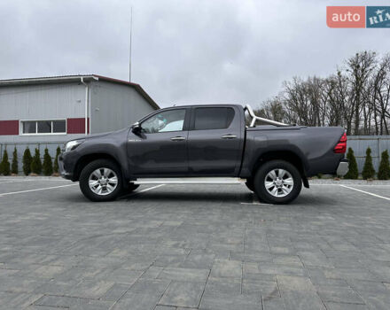 Тойота Хайлюкс 2015 у Луцьку на Automoto.ua Сірий Тойота Хайлюкс, об'ємом двигуна 2.39 л та пробігом 258 тис. км за 26000 $, фото 4 на Automoto.ua
