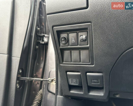 Тойота Хайлюкс 2015 у Луцьку на Automoto.ua Сірий Тойота Хайлюкс, об'ємом двигуна 2.39 л та пробігом 258 тис. км за 26000 $, фото 17 на Automoto.ua