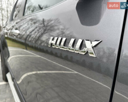 Тойота Хайлюкс 2015 у Луцьку на Automoto.ua Сірий Тойота Хайлюкс, об'ємом двигуна 2.39 л та пробігом 258 тис. км за 26000 $, фото 8 на Automoto.ua