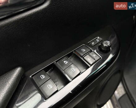 Тойота Хайлюкс 2015 у Луцьку на Automoto.ua Сірий Тойота Хайлюкс, об'ємом двигуна 2.39 л та пробігом 258 тис. км за 26000 $, фото 18 на Automoto.ua