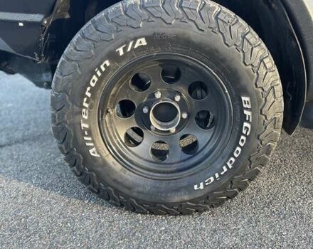 Серый Тойота Хайлюкс, объемом двигателя 2.76 л и пробегом 128 тыс. км за 35000 $, фото 50 на Automoto.ua