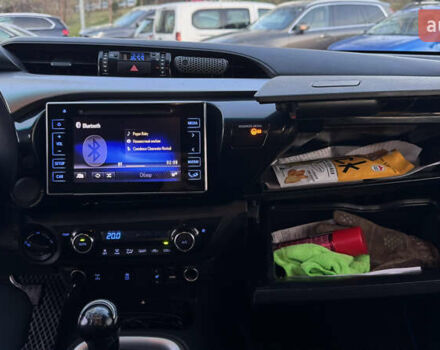 Серый Тойота Хайлюкс, объемом двигателя 2.4 л и пробегом 187 тыс. км за 25000 $, фото 15 на Automoto.ua