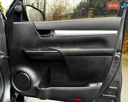 Сірий Тойота Хайлюкс, об'ємом двигуна 2.4 л та пробігом 188 тис. км за 24490 $, фото 30 на Automoto.ua