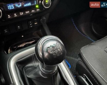 Сірий Тойота Хайлюкс, об'ємом двигуна 2.4 л та пробігом 188 тис. км за 24490 $, фото 54 на Automoto.ua