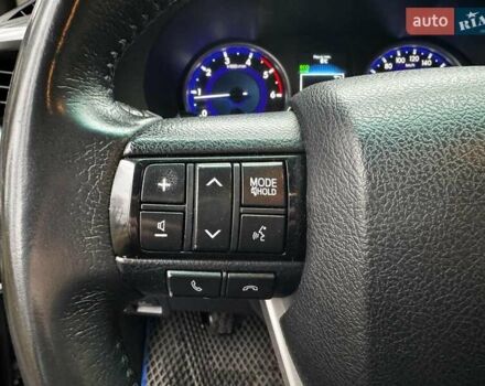 Сірий Тойота Хайлюкс, об'ємом двигуна 2.4 л та пробігом 188 тис. км за 24490 $, фото 48 на Automoto.ua