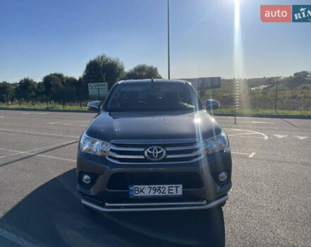 Серый Тойота Хайлюкс, объемом двигателя 2.39 л и пробегом 190 тыс. км за 32550 $, фото 10 на Automoto.ua