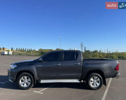 Серый Тойота Хайлюкс, объемом двигателя 2.39 л и пробегом 190 тыс. км за 32550 $, фото 4 на Automoto.ua