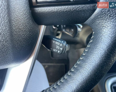 Серый Тойота Хайлюкс, объемом двигателя 2.39 л и пробегом 190 тыс. км за 32550 $, фото 54 на Automoto.ua