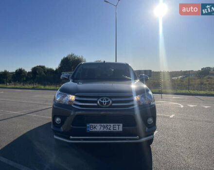 Серый Тойота Хайлюкс, объемом двигателя 2.39 л и пробегом 190 тыс. км за 32550 $, фото 1 на Automoto.ua