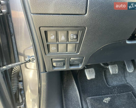 Серый Тойота Хайлюкс, объемом двигателя 2.39 л и пробегом 190 тыс. км за 32550 $, фото 46 на Automoto.ua