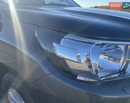 Серый Тойота Хайлюкс, объемом двигателя 2.39 л и пробегом 190 тыс. км за 32550 $, фото 28 на Automoto.ua