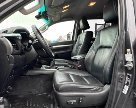 Серый Тойота Хайлюкс, объемом двигателя 2.4 л и пробегом 33 тыс. км за 22500 $, фото 6 на Automoto.ua