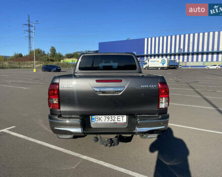 Серый Тойота Хайлюкс, объемом двигателя 2.39 л и пробегом 190 тыс. км за 32550 $, фото 6 на Automoto.ua