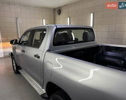 Серый Тойота Хайлюкс, объемом двигателя 2.39 л и пробегом 30 тыс. км за 40999 $, фото 40 на Automoto.ua