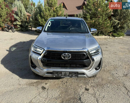 Серый Тойота Хайлюкс, объемом двигателя 2.76 л и пробегом 131 тыс. км за 45500 $, фото 1 на Automoto.ua