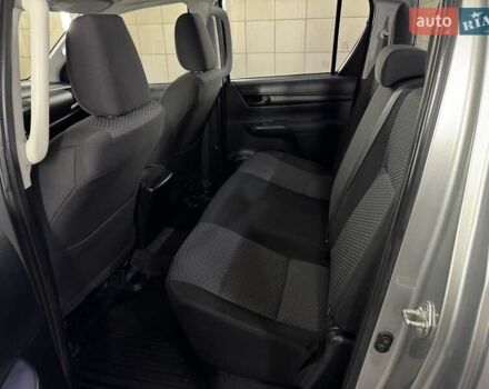 Серый Тойота Хайлюкс, объемом двигателя 2.39 л и пробегом 30 тыс. км за 40999 $, фото 8 на Automoto.ua
