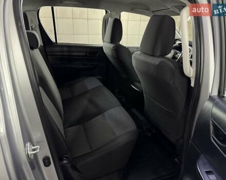 Серый Тойота Хайлюкс, объемом двигателя 2.39 л и пробегом 30 тыс. км за 40999 $, фото 12 на Automoto.ua