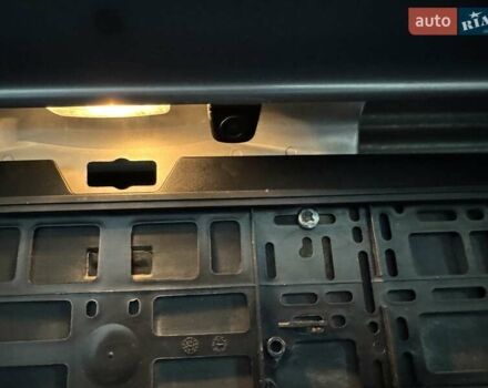 Серый Тойота Хайлюкс, объемом двигателя 2.39 л и пробегом 30 тыс. км за 40999 $, фото 31 на Automoto.ua