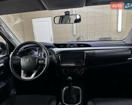 Серый Тойота Хайлюкс, объемом двигателя 2.39 л и пробегом 30 тыс. км за 40999 $, фото 14 на Automoto.ua