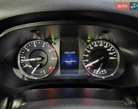 Серый Тойота Хайлюкс, объемом двигателя 2.39 л и пробегом 30 тыс. км за 40999 $, фото 18 на Automoto.ua