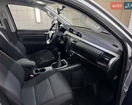Серый Тойота Хайлюкс, объемом двигателя 2.39 л и пробегом 30 тыс. км за 40999 $, фото 10 на Automoto.ua