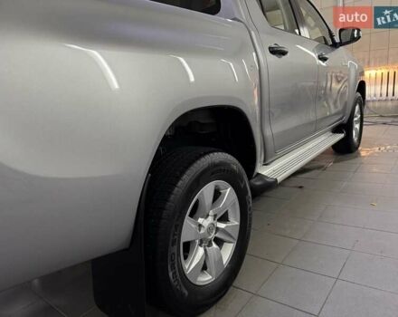 Серый Тойота Хайлюкс, объемом двигателя 2.39 л и пробегом 30 тыс. км за 40999 $, фото 38 на Automoto.ua