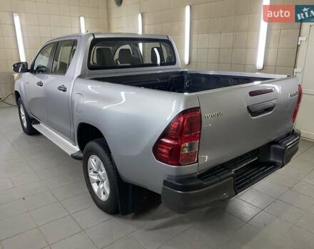 Серый Тойота Хайлюкс, объемом двигателя 2.4 л и пробегом 10 тыс. км за 41999 $, фото 4 на Automoto.ua