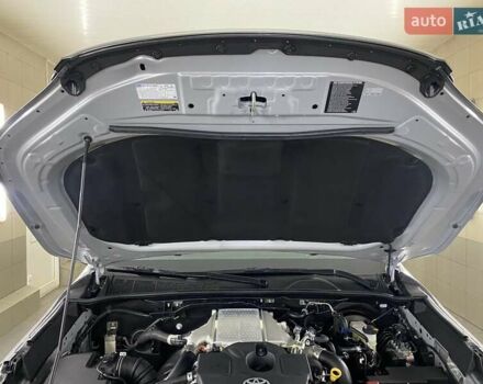 Серый Тойота Хайлюкс, объемом двигателя 2.4 л и пробегом 10 тыс. км за 41999 $, фото 28 на Automoto.ua