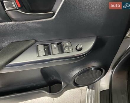 Серый Тойота Хайлюкс, объемом двигателя 2.4 л и пробегом 10 тыс. км за 41999 $, фото 17 на Automoto.ua