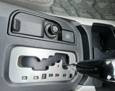 Серый Тойота Хайлюкс, объемом двигателя 3.4 л и пробегом 312 тыс. км за 11500 $, фото 12 на Automoto.ua