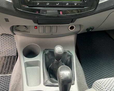 Тойота Хайлюкс 2009 в Киеве на Automoto.ua Серый Тойота Хайлюкс, объемом двигателя 3 л и пробегом 312 тыс. км за 17500 $, фото 12 на Automoto.ua