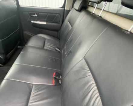 Тойота Хайлюкс 2013 у Володимир-Волинський на Automoto.ua Сірий Тойота Хайлюкс, об'ємом двигуна 3 л та пробігом 170 тис. км за 8500 $, фото 17 на Automoto.ua