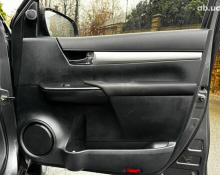 Сірий Тойота Хайлюкс, об'ємом двигуна 2.4 л та пробігом 188 тис. км за 24490 $, фото 29 на Automoto.ua