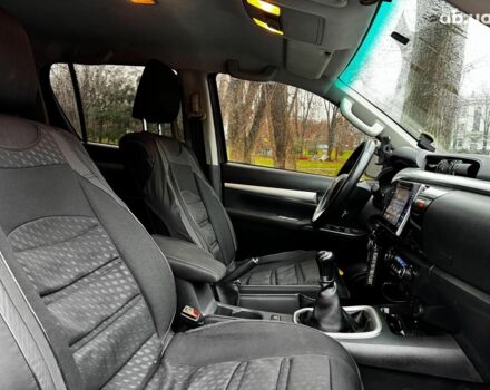 Сірий Тойота Хайлюкс, об'ємом двигуна 2.4 л та пробігом 188 тис. км за 24490 $, фото 32 на Automoto.ua