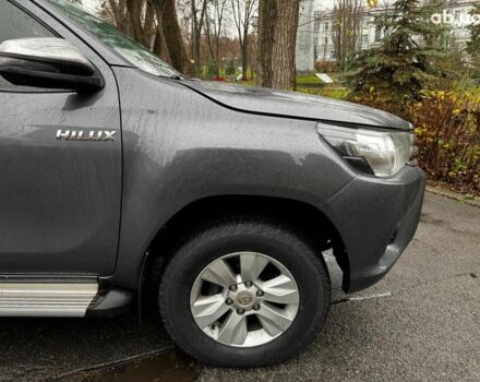 Сірий Тойота Хайлюкс, об'ємом двигуна 2.4 л та пробігом 188 тис. км за 24490 $, фото 4 на Automoto.ua