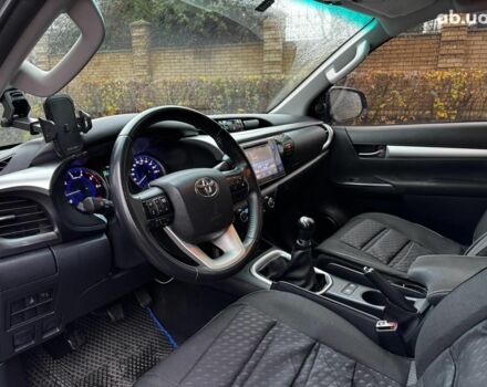 Сірий Тойота Хайлюкс, об'ємом двигуна 2.4 л та пробігом 188 тис. км за 24490 $, фото 12 на Automoto.ua