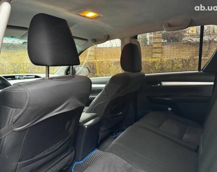 Сірий Тойота Хайлюкс, об'ємом двигуна 2.4 л та пробігом 188 тис. км за 24490 $, фото 25 на Automoto.ua