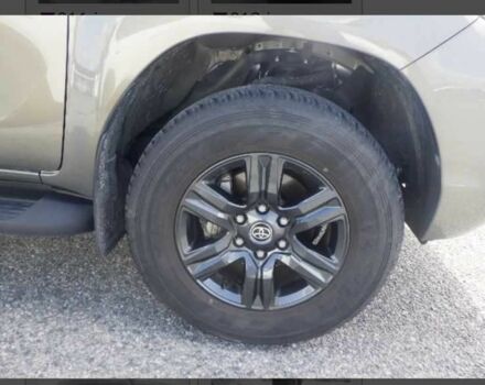 Серый Тойота Хайлюкс, объемом двигателя 2.4 л и пробегом 3 тыс. км за 40788 $, фото 7 на Automoto.ua