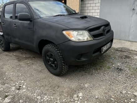 Тойота Хайлюкс 2005 в Запорожье на Automoto.ua Серый Тойота Хайлюкс, объемом двигателя 2.5 л и пробегом 153 тыс. км за 6500 $, фото 1 на Automoto.ua