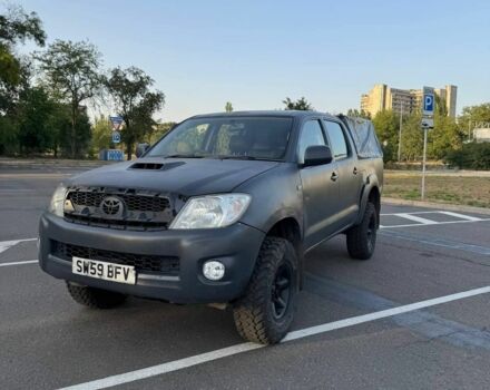 Сірий Тойота Хайлюкс, об'ємом двигуна 0 л та пробігом 196 тис. км за 7900 $, фото 1 на Automoto.ua