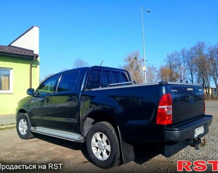 Сірий Тойота Хайлюкс, об'ємом двигуна 2.5 л та пробігом 270 тис. км за 27000 $, фото 1 на Automoto.ua