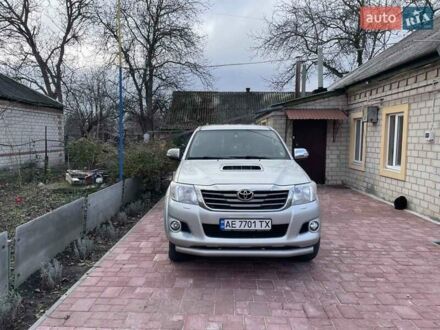 Сірий Тойота Хайлюкс, об'ємом двигуна 3 л та пробігом 280 тис. км за 21500 $, фото 1 на Automoto.ua