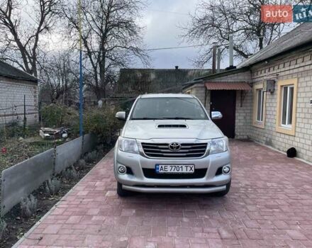 Сірий Тойота Хайлюкс, об'ємом двигуна 3 л та пробігом 280 тис. км за 21500 $, фото 1 на Automoto.ua