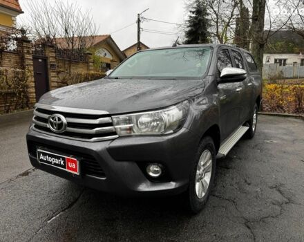 Сірий Тойота Хайлюкс, об'ємом двигуна 2.4 л та пробігом 188 тис. км за 24490 $, фото 1 на Automoto.ua